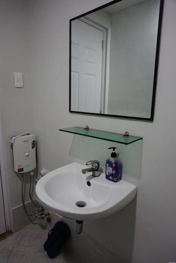 Cozy Condo Unit 5Mins From Mactan Cebu Int'L Airport With Netflix Мактан Экстерьер фото