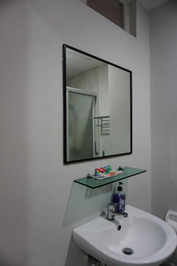 Cozy Condo Unit 5Mins From Mactan Cebu Int'L Airport With Netflix Мактан Экстерьер фото
